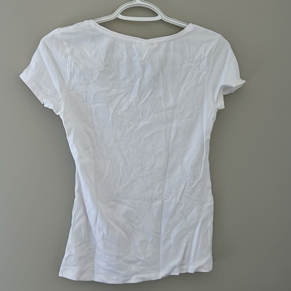 H&M Classic White Short Sleeve Tee - Picture 2 of 3